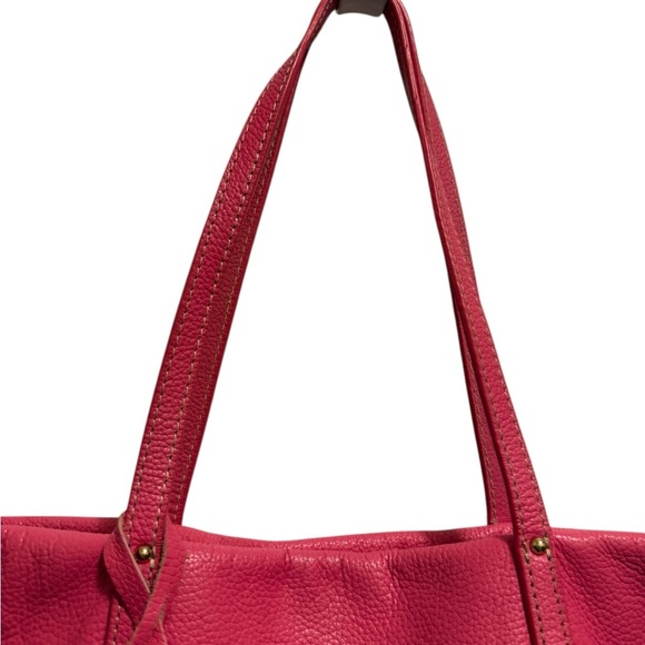 CYNTHIA ROWLEY Stylish Pink, White, and Black Tote Bag - Picture 7 of 10